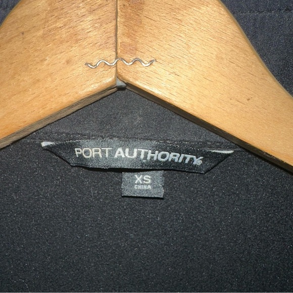 NBHA Barrel Racing Worldwide Port Authority Black Vest Zip Front Size: XS - Picture 4 of 7